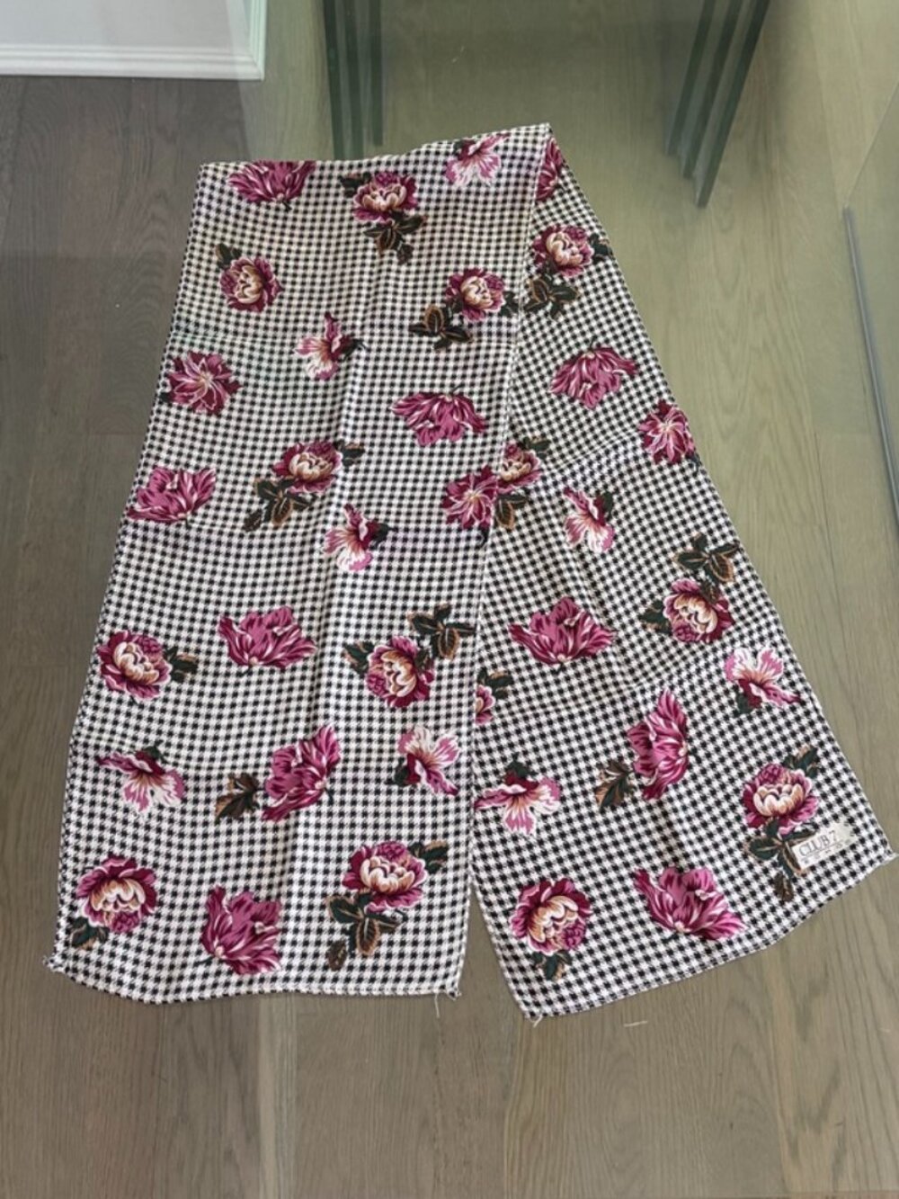 Club 7 Echo Vintage Floral Gingham Scarf, Great Condition - Picture 2 of 5